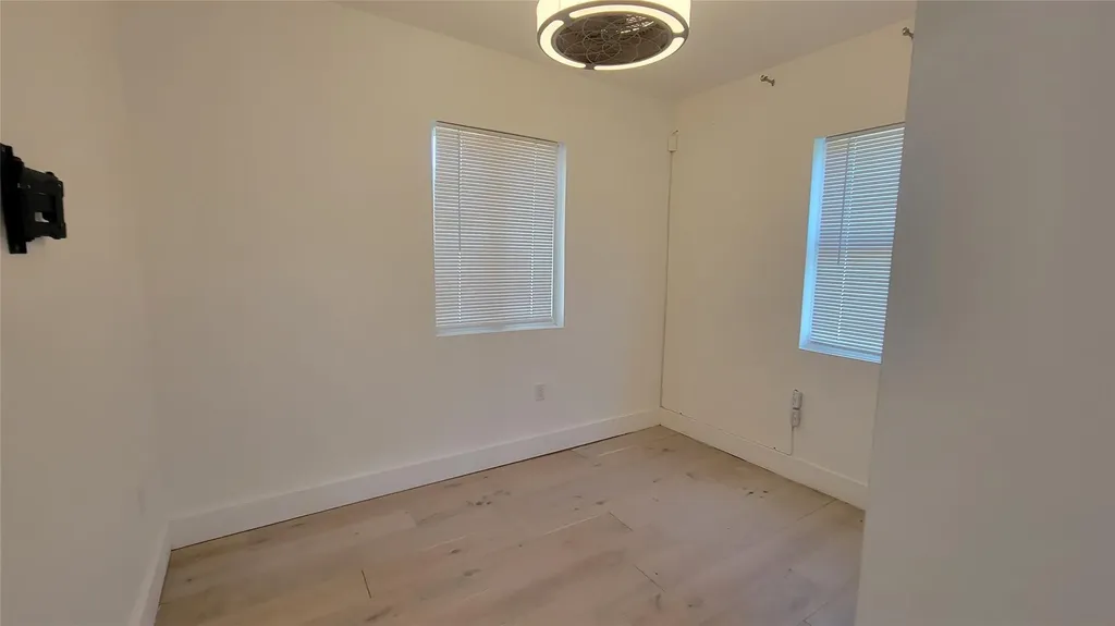 512 NW 15th Terrace Fort Lauderdale FL 33311