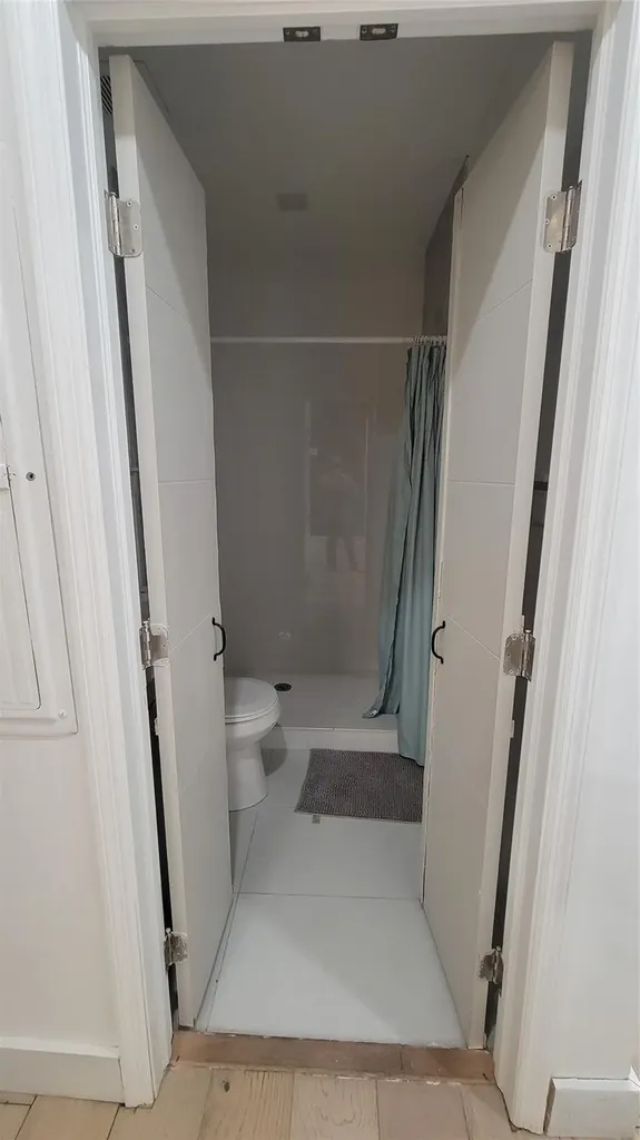 512 NW 15th Terrace Fort Lauderdale FL 33311