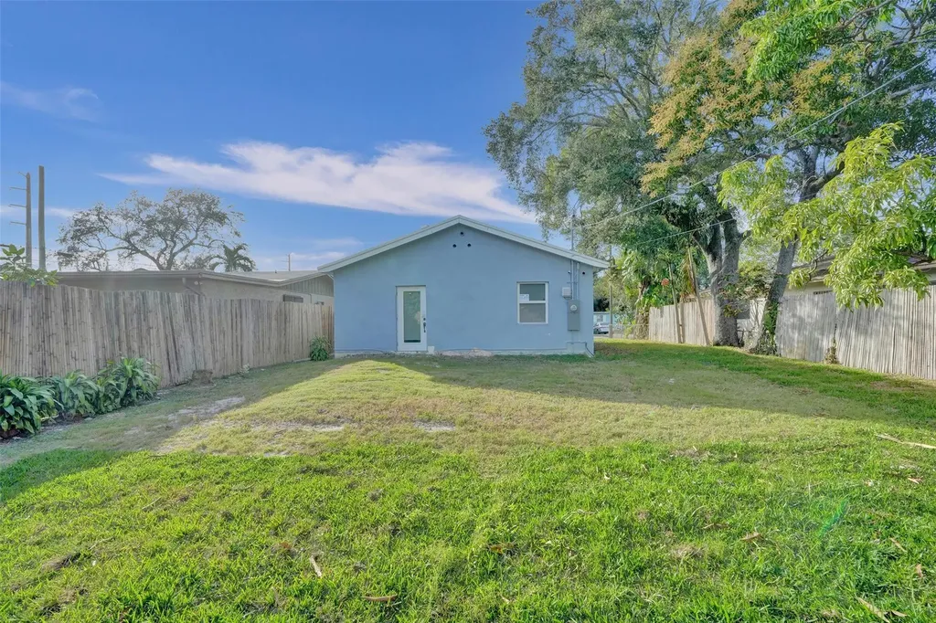 512 NW 15th Terrace Fort Lauderdale FL 33311