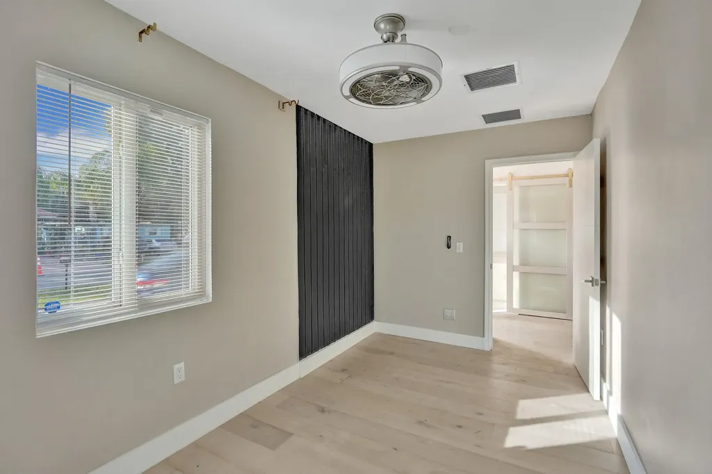 512 NW 15th Terrace Fort Lauderdale FL 33311