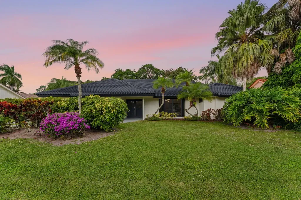 2 Dunbar Road Palm Beach Gardens FL 33418