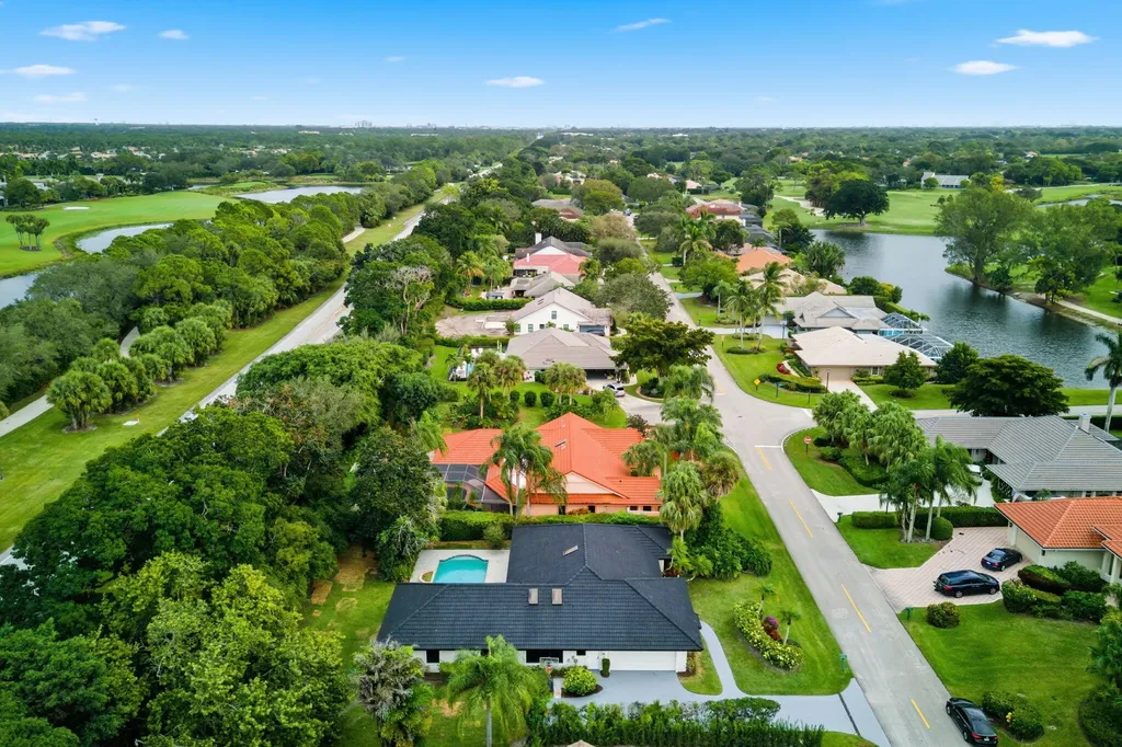 2 Dunbar Road Palm Beach Gardens FL 33418