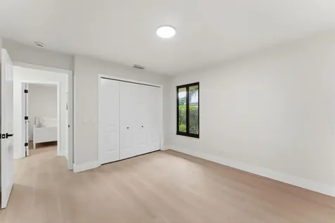 2 Dunbar Road Palm Beach Gardens FL 33418