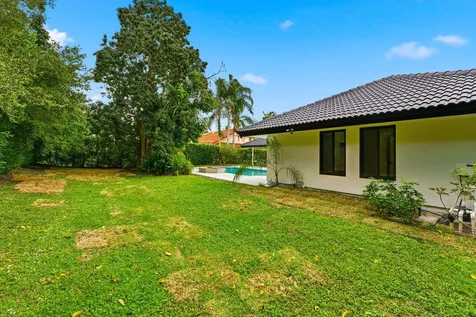 2 Dunbar Road Palm Beach Gardens FL 33418