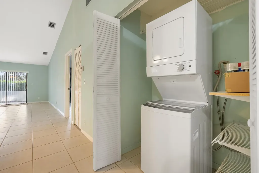 6779 Bridlewood Court Boca Raton FL 33433