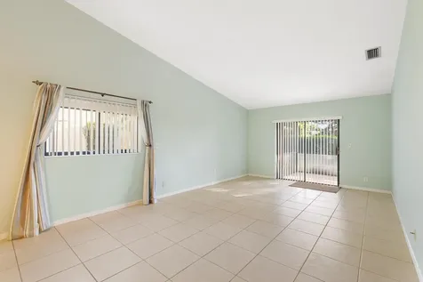 6779 Bridlewood Court Boca Raton FL 33433