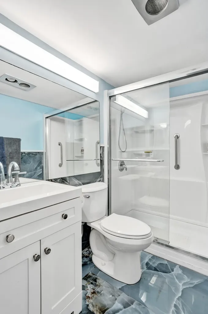 358 Oakridge T Deerfield Beach FL 33442