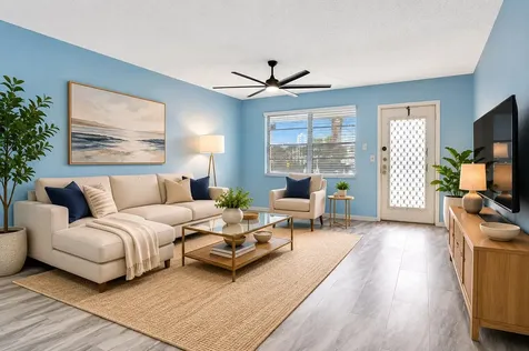 358 Oakridge T Deerfield Beach FL 33442