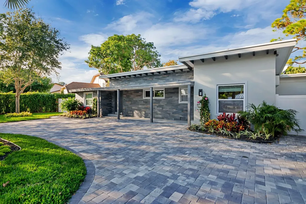 959 SW 18th Street Boca Raton FL 33486