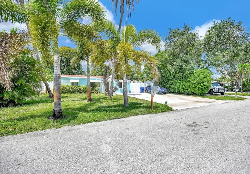 2933 NE 12th Terrace Pompano Beach FL 33064
