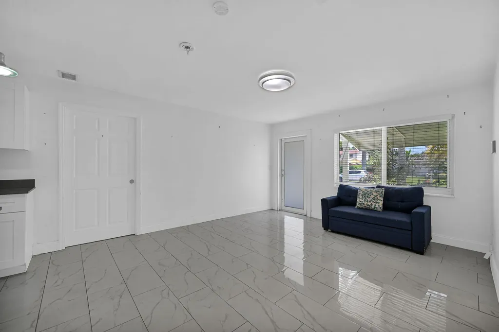 2933 NE 12th Terrace Pompano Beach FL 33064
