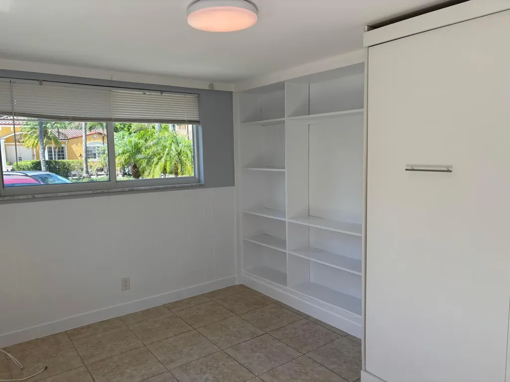1418 Wiley Street Hollywood FL 33020