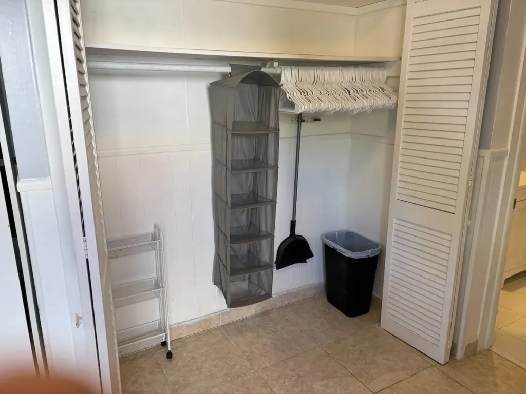 1418 Wiley Street Hollywood FL 33020