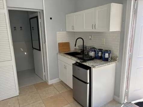 1418 Wiley Street Hollywood FL 33020