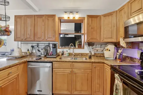 7571 NW 1st Court Pembroke Pines FL 33024