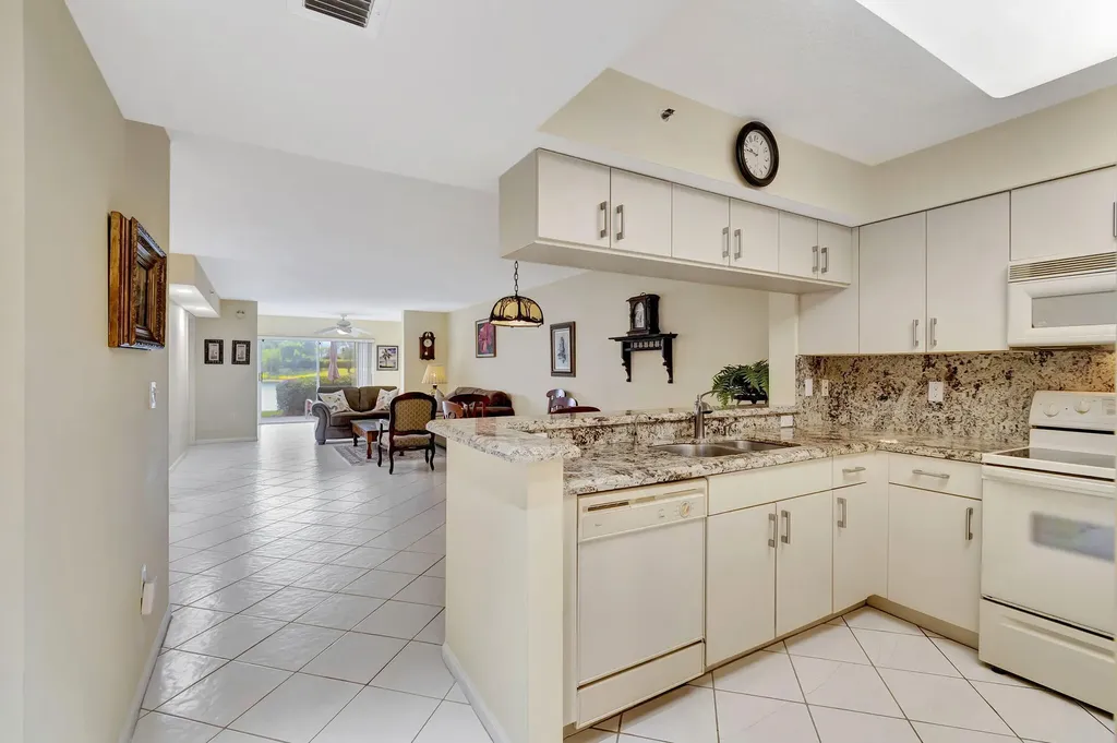 5842 Crystal Shores Drive Boynton Beach FL 33437