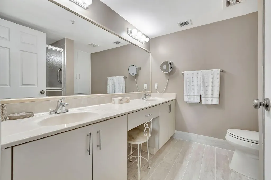5842 Crystal Shores Drive Boynton Beach FL 33437