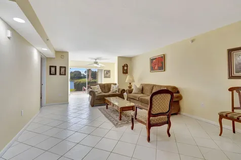 5842 Crystal Shores Drive Boynton Beach FL 33437