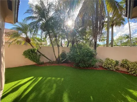 692 SW 158th Terrace Pembroke Pines FL 33027