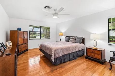 10158 SE Acorn Way Jupiter FL 33469