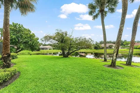 10158 SE Acorn Way Jupiter FL 33469