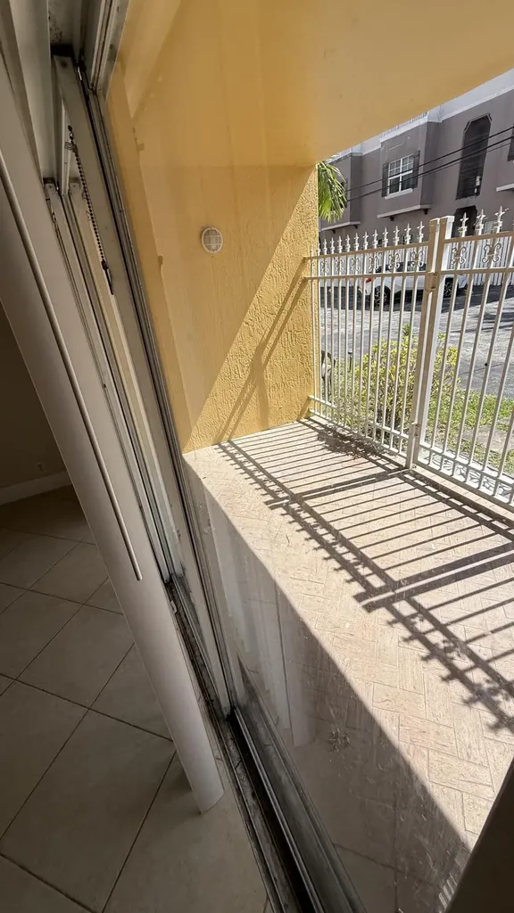 32 NE 22nd Avenue Pompano Beach FL 33062
