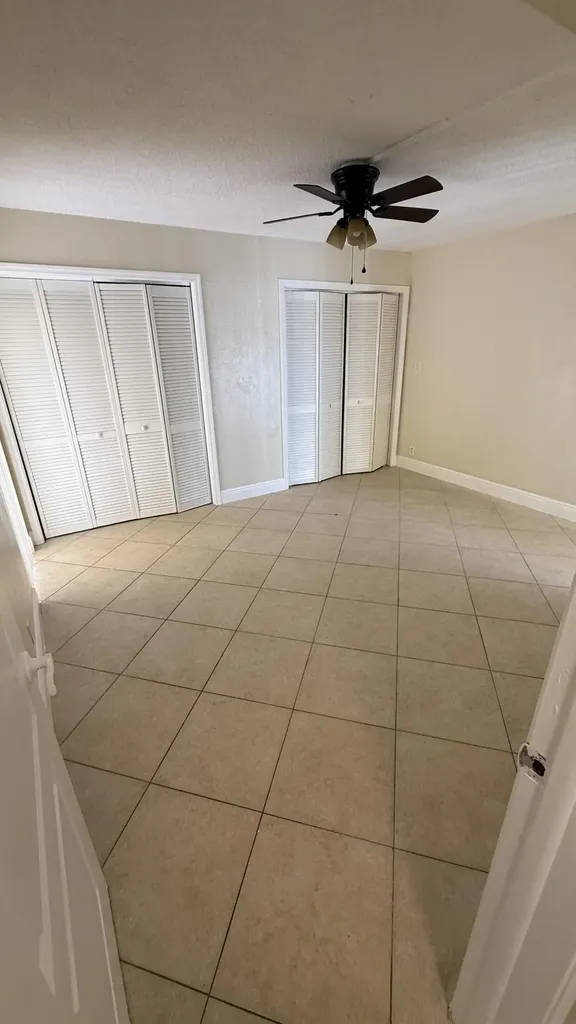 32 NE 22nd Avenue Pompano Beach FL 33062