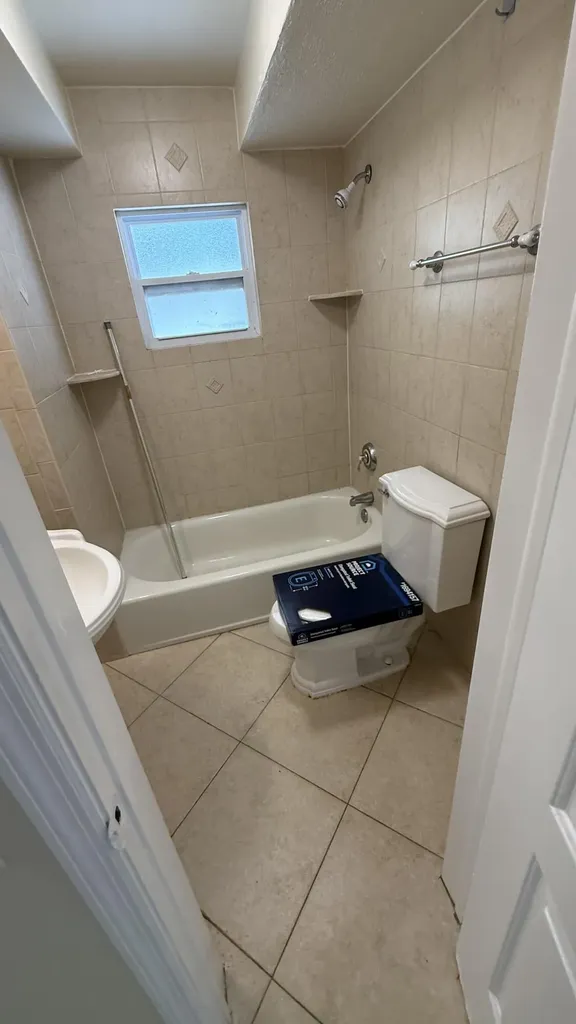32 NE 22nd Avenue Pompano Beach FL 33062