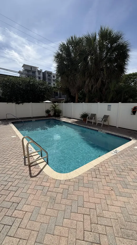 32 NE 22nd Avenue Pompano Beach FL 33062
