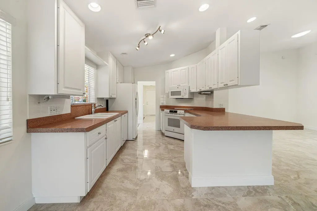 3214 Verdmont Lane Wellington FL 33414