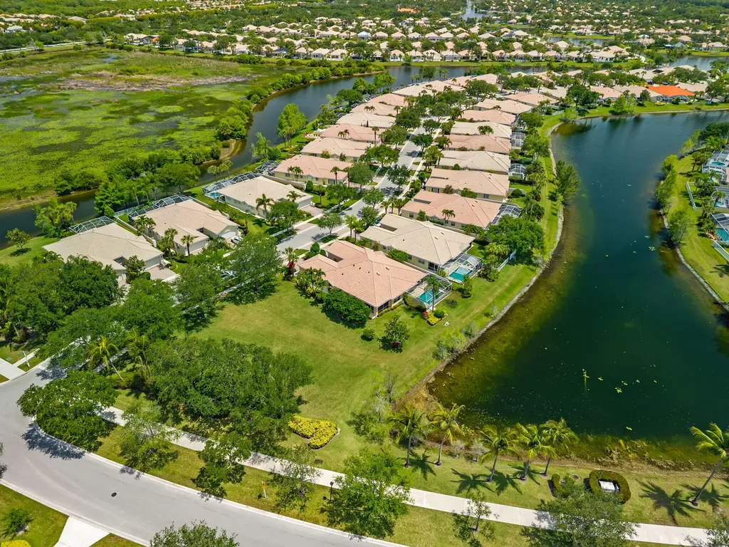 3214 Verdmont Lane Wellington FL 33414