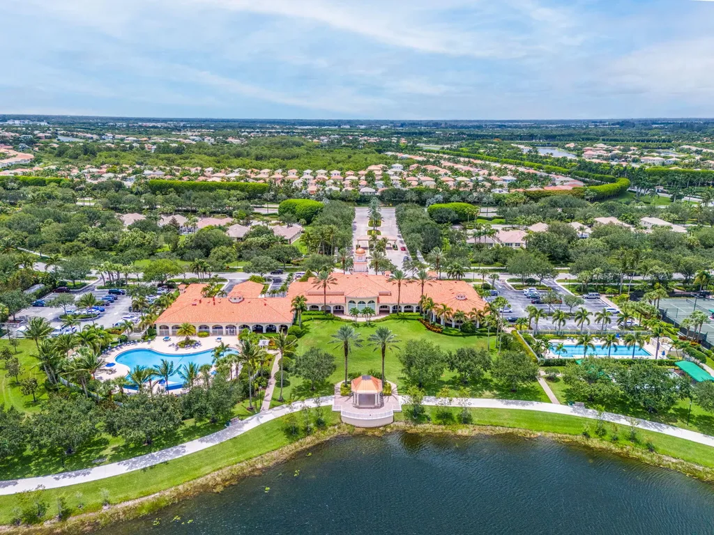 3214 Verdmont Lane Wellington FL 33414