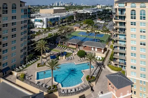1030 Seminole Drive Fort Lauderdale FL 33304