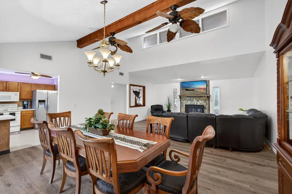 5589 SE Paramount Drive Stuart FL 34997
