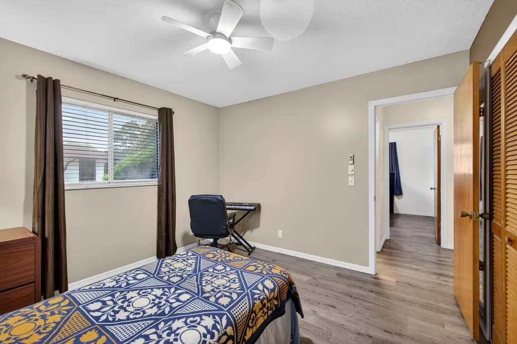 5589 SE Paramount Drive Stuart FL 34997