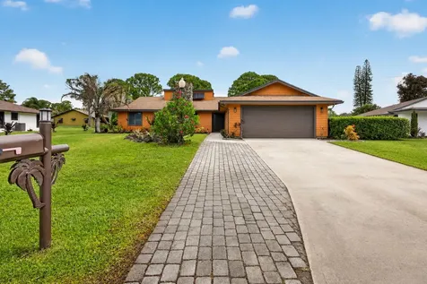 5589 SE Paramount Drive Stuart FL 34997