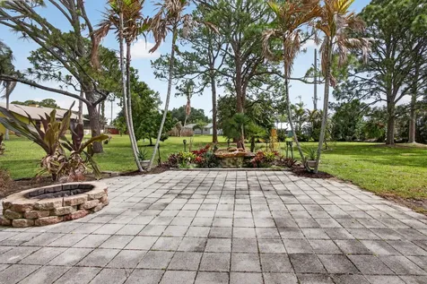 5589 SE Paramount Drive Stuart FL 34997