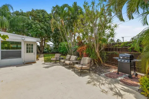 655 Kingfish Place North Palm Beach FL 33408