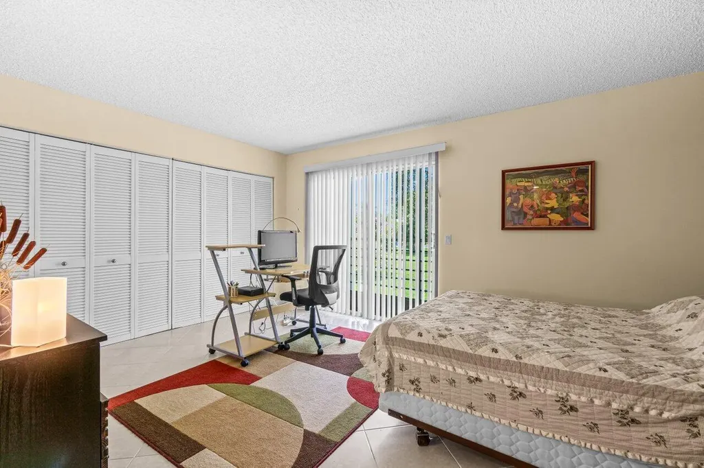 68 Suffolk B Boca Raton FL 33434