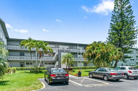 68 Suffolk B Boca Raton FL 33434
