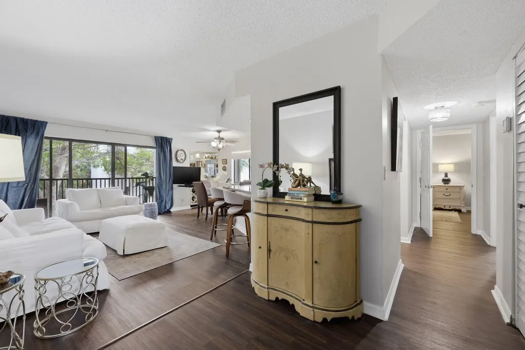 1605 S Us Highway 1 Jupiter FL 33477
