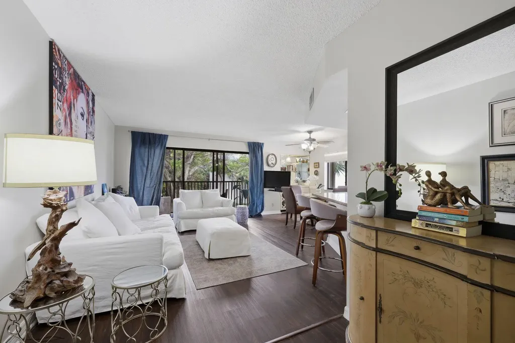 1605 S Us Highway 1 Jupiter FL 33477