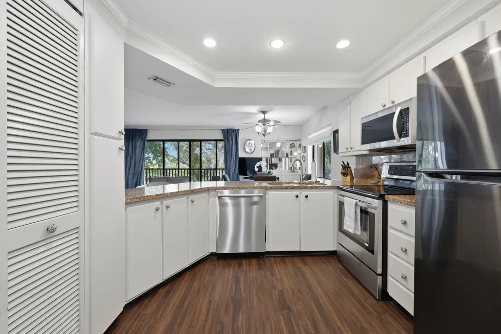 1605 S Us Highway 1 Jupiter FL 33477