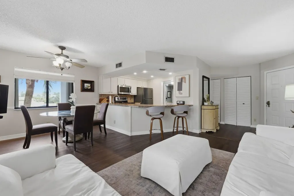 1605 S Us Highway 1 Jupiter FL 33477
