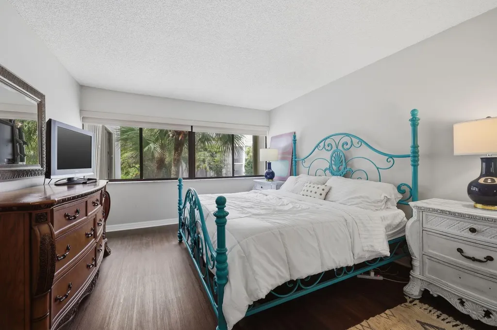 1605 S Us Highway 1 Jupiter FL 33477