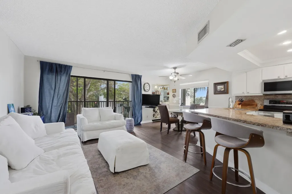 1605 S Us Highway 1 Jupiter FL 33477