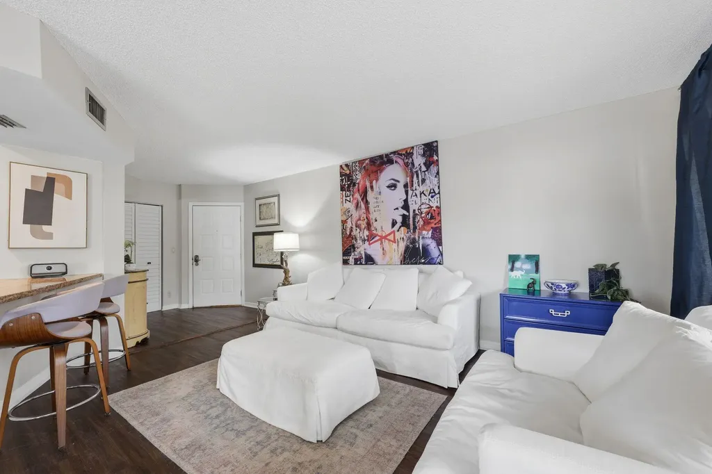 1605 S Us Highway 1 Jupiter FL 33477