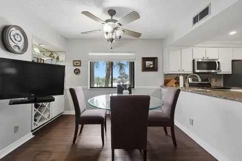 1605 S Us Highway 1 Jupiter FL 33477