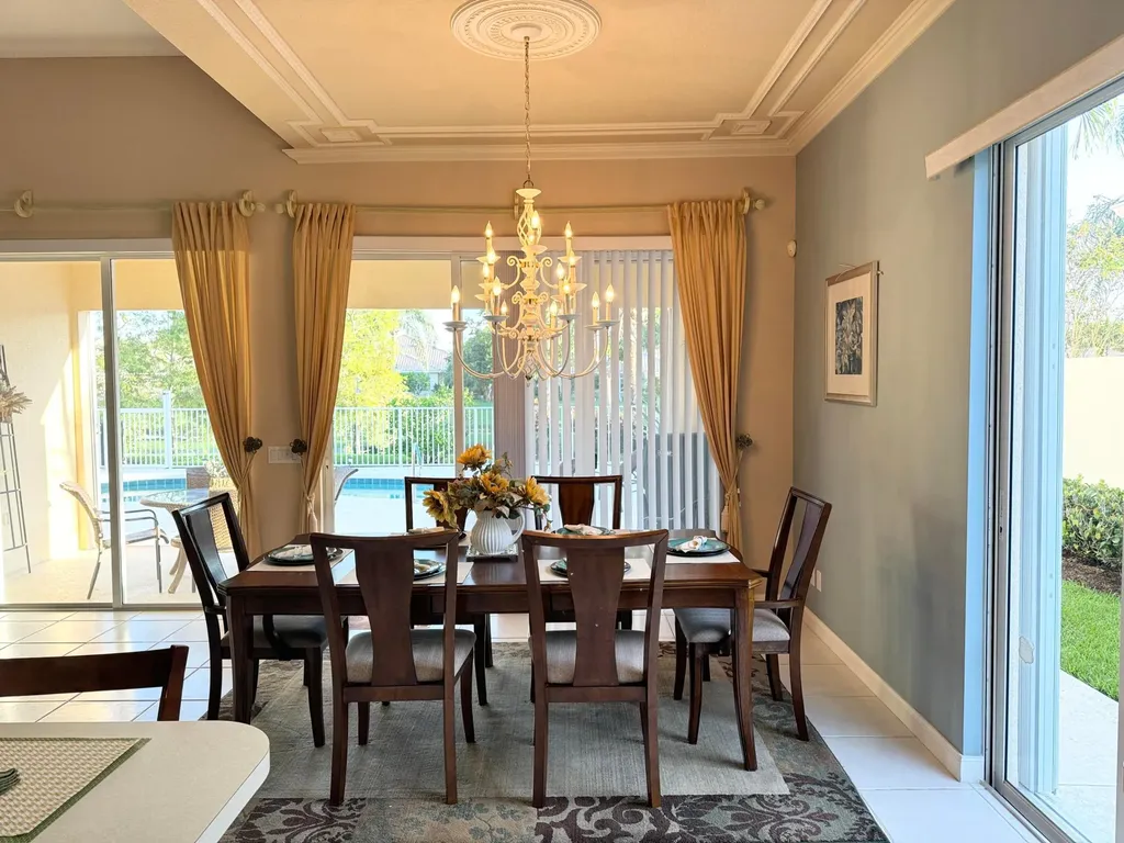8262 Dominica Place Wellington FL 33414