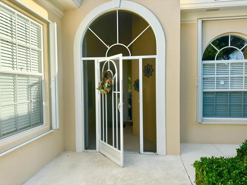 8262 Dominica Place Wellington FL 33414